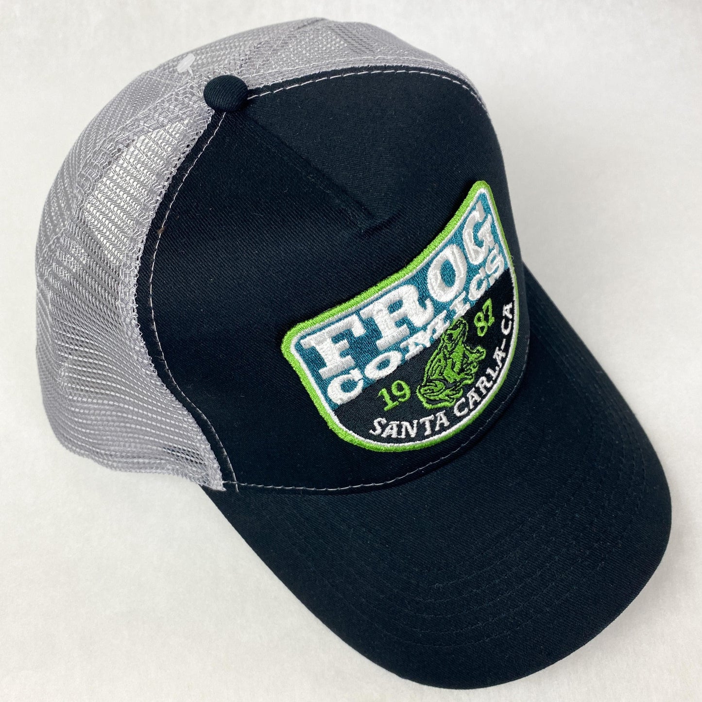 Frog Comics Cap - Glow In The Dark SECRET Message "Vampire Hunters" Trucker Hat