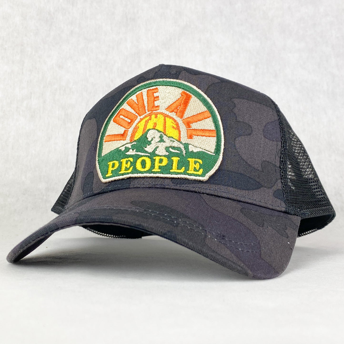 Love All The People retro embroidered patch trucker cap